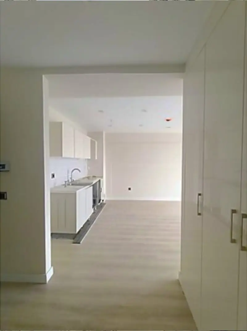 Fitted kitchen
